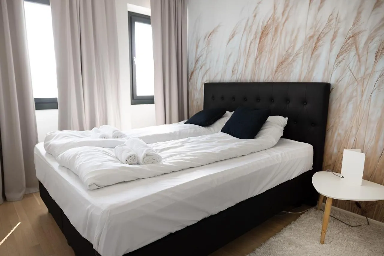 2Ndhomes Bright 42M2 1Br Home With Balcony By Central St. Helsinki